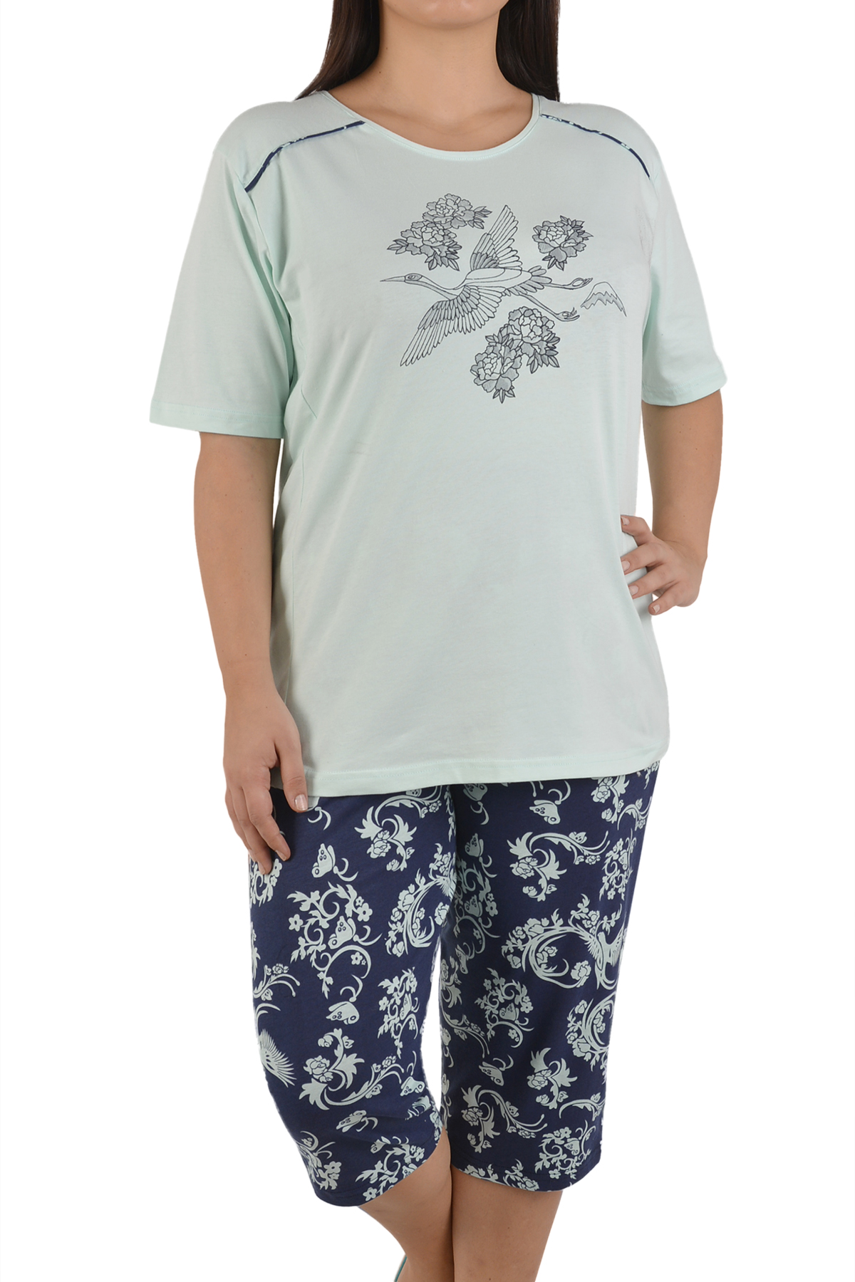 Пижамы для женщин  большой размер ( с бриджами/короткий рукав) 36006